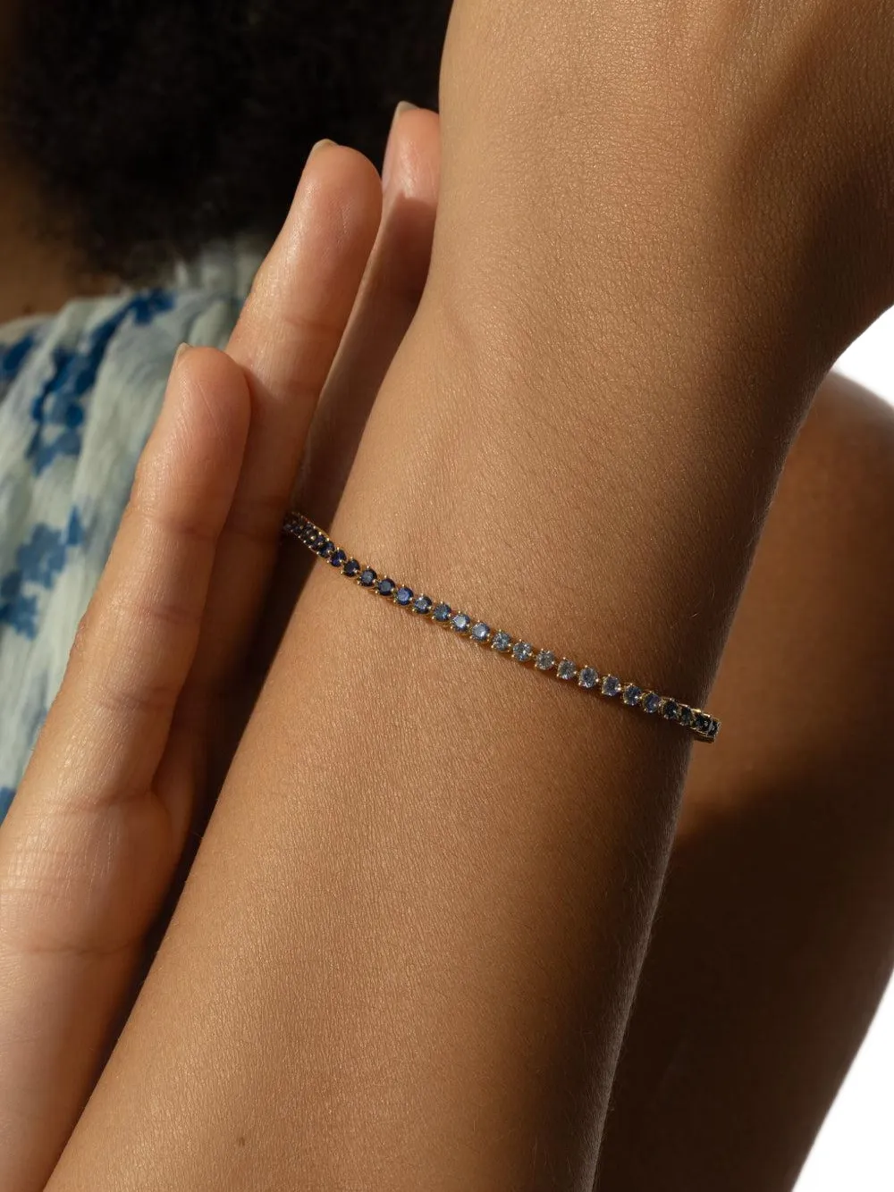 Lisa Nik 18k Yellow Gold Ombre Sapphire Bracelet In Gold
