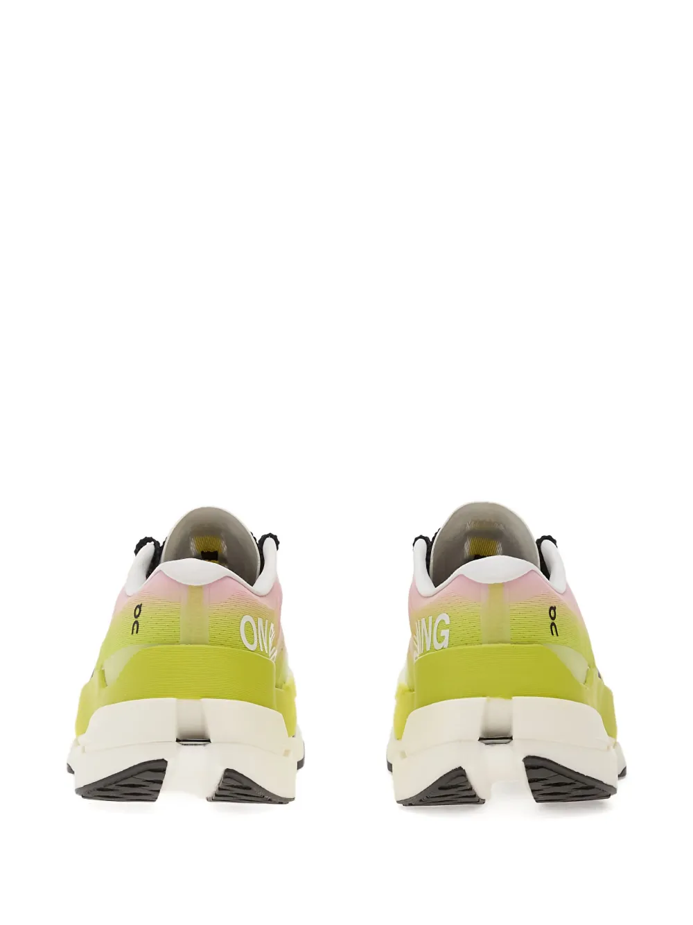 On Running Cloudboom Max sneakers White