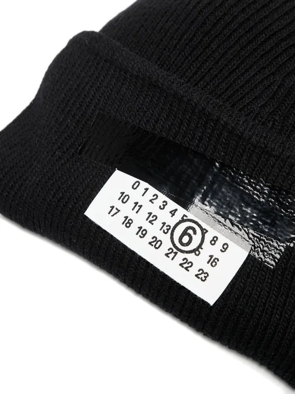 MM6 Maison Margiela number-patch Beanie | Black | FARFETCH