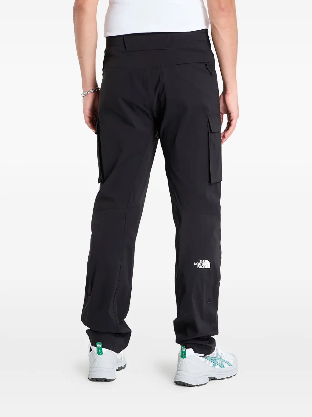 The North Face Exploration cargo trousers | Regular-Fit & Straight Leg Pants | Image 2