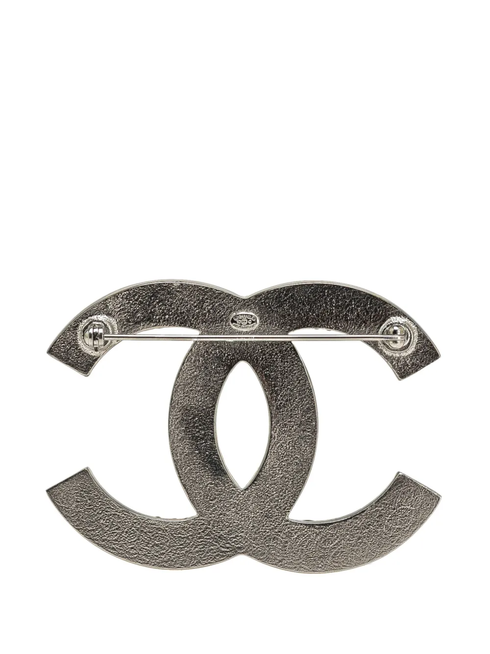 Pre-owned Chanel 2010 Enamel And Silver Plated Cc Brooch Costume Brooch In Black
