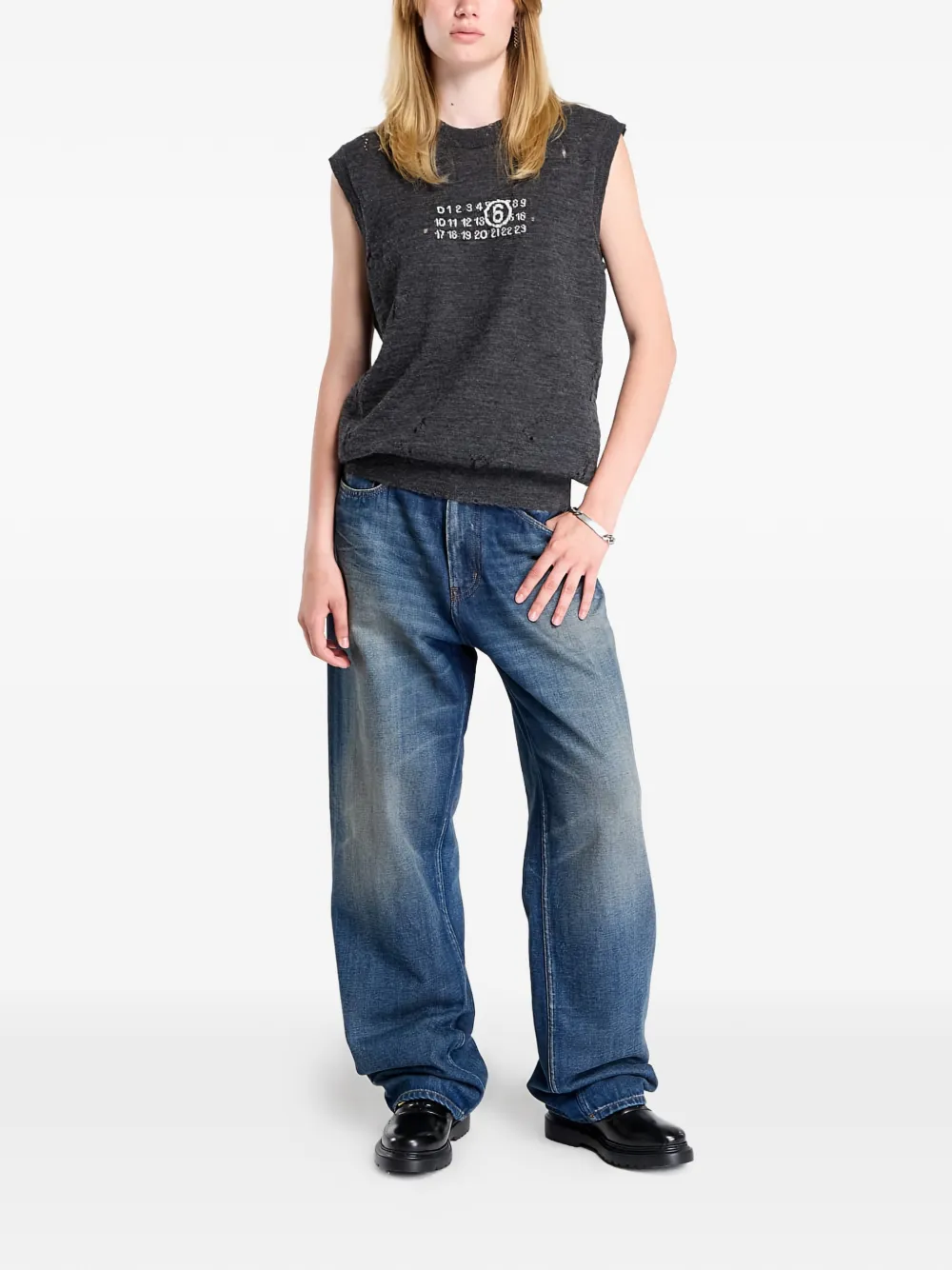 MM6 Maison Margiela ダメージ ニットベスト | グレー | FARFETCH JP
