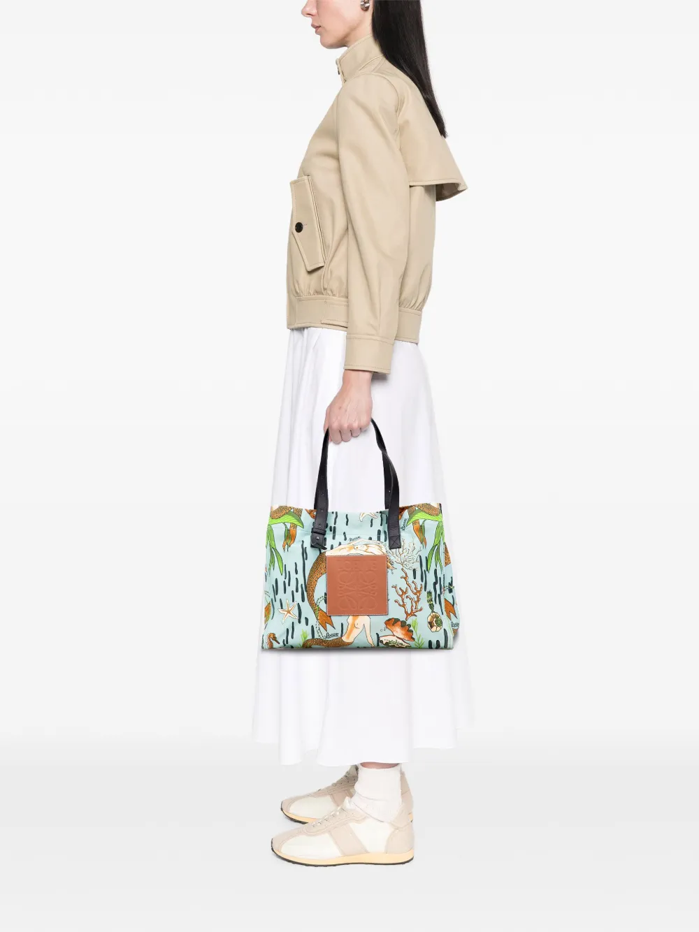 Loewe Pre-Owned 2018 Paulas Ibiza Medium Canvas Mermaid Print tote bag | Pre-Owned | Image 2
