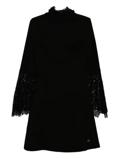 Saiid Kobeisy vestido con parche del logo