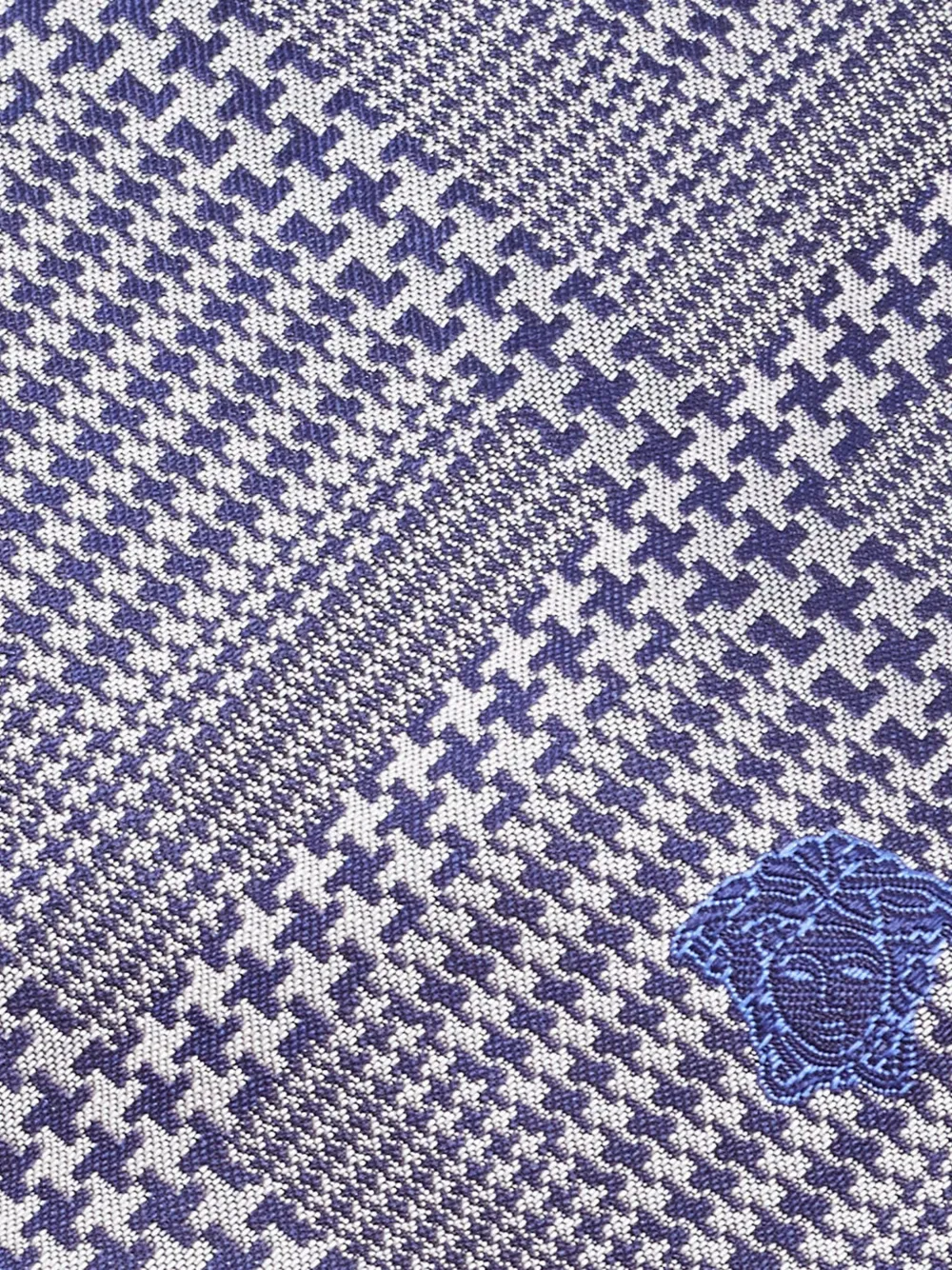 Versace Pre-Owned houndstooth-pattern silk tie | Image 2