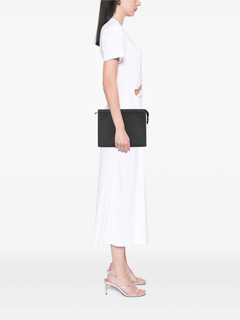 Louis Vuitton Pre-Owned 2017 Taiga Pochette Voyage MM clutch bag | Pre-Owned | Image 2