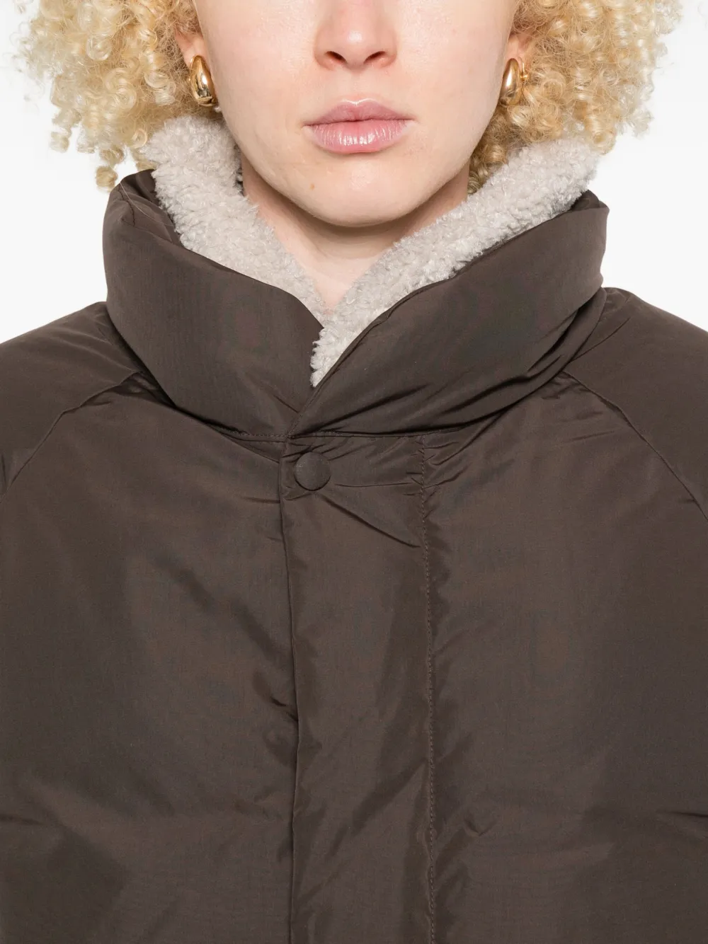 Low Classic Fleece-collar Puffer Jacket In Brown