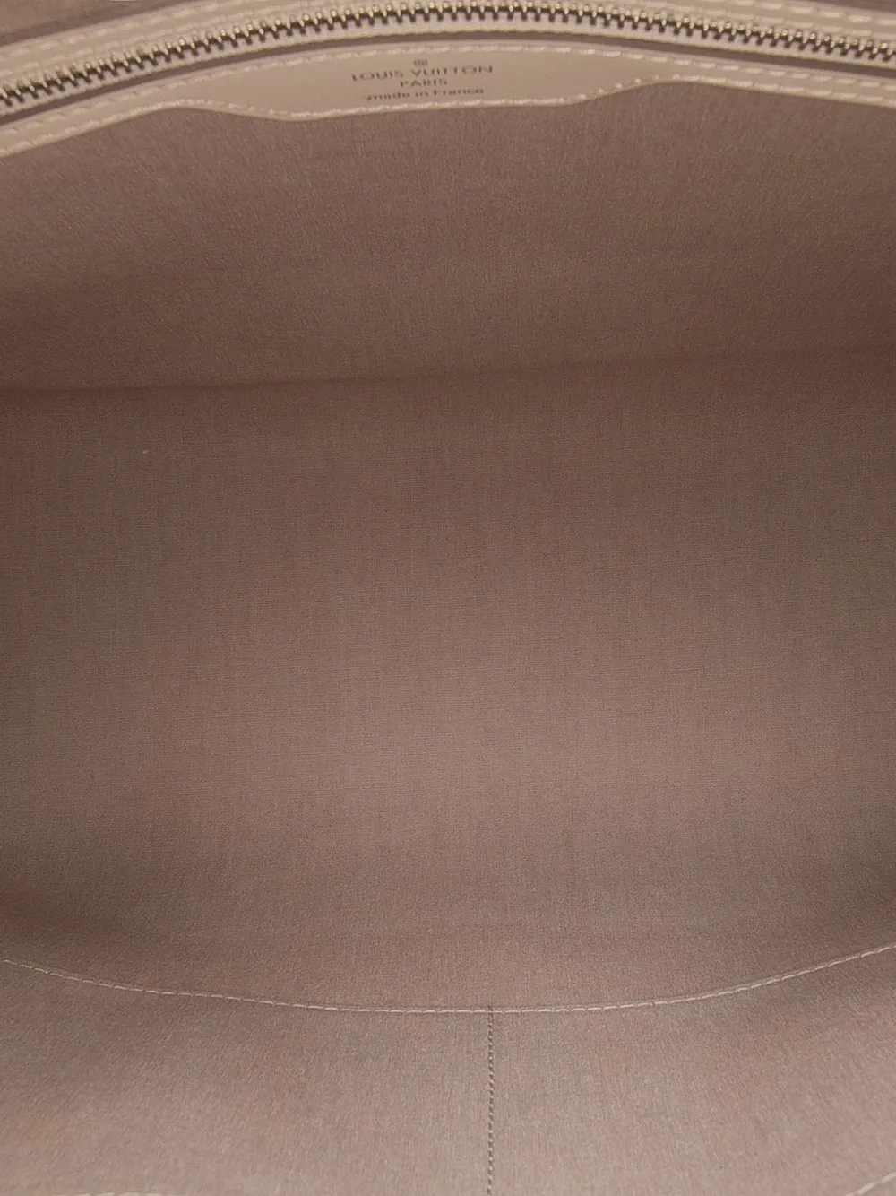 Pre-owned Louis Vuitton 2012-2025 Epi Brea Mm Satchel In White