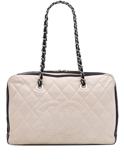 CHANEL Pre-Owned 2009-2010 CC Quilted Lambskin Zip shoulder bag
