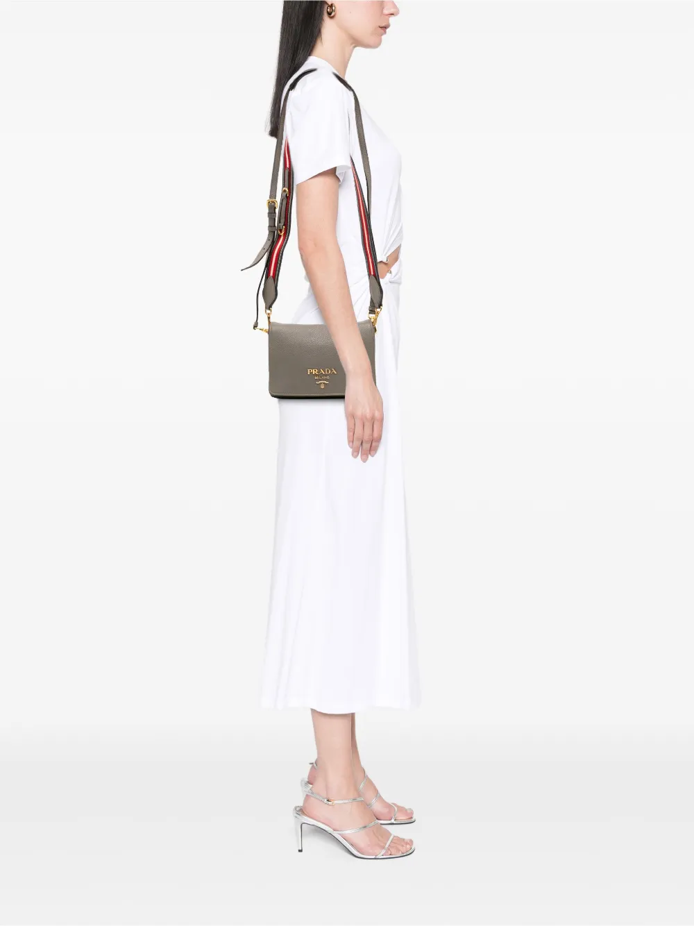 Pre-owned Prada 2000-2025 Vitello Daino Flap Crossbody Bag In Brown