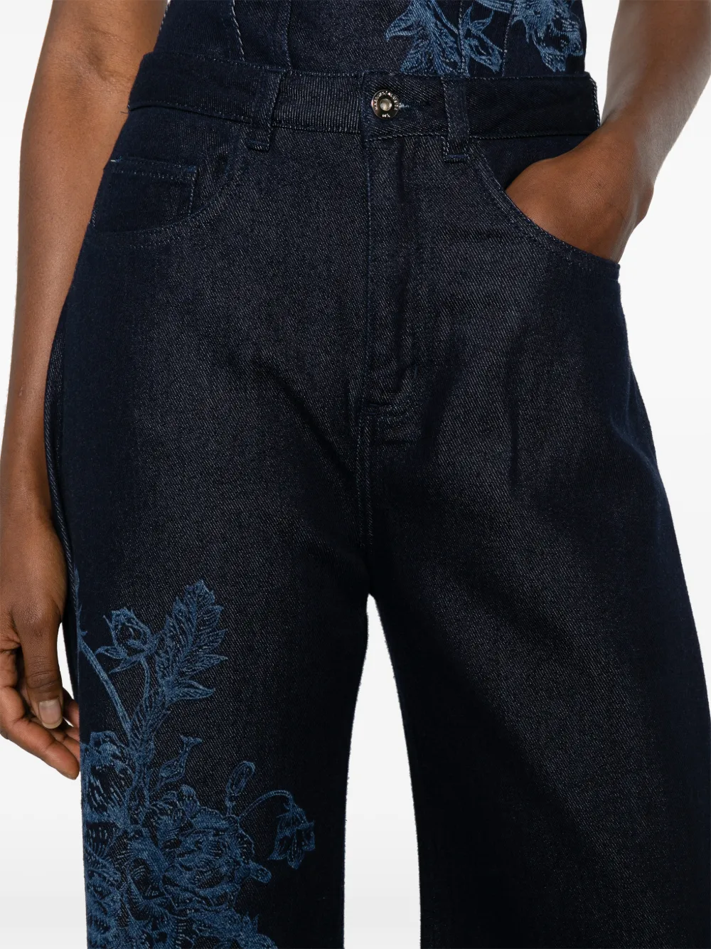 Flower-Motif Frayed Jeans