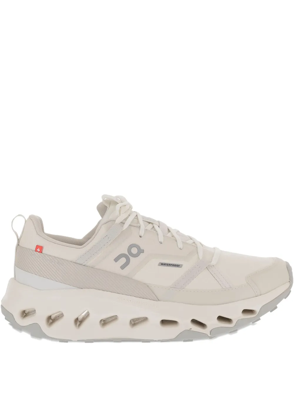 On Running logo-print sneakers White