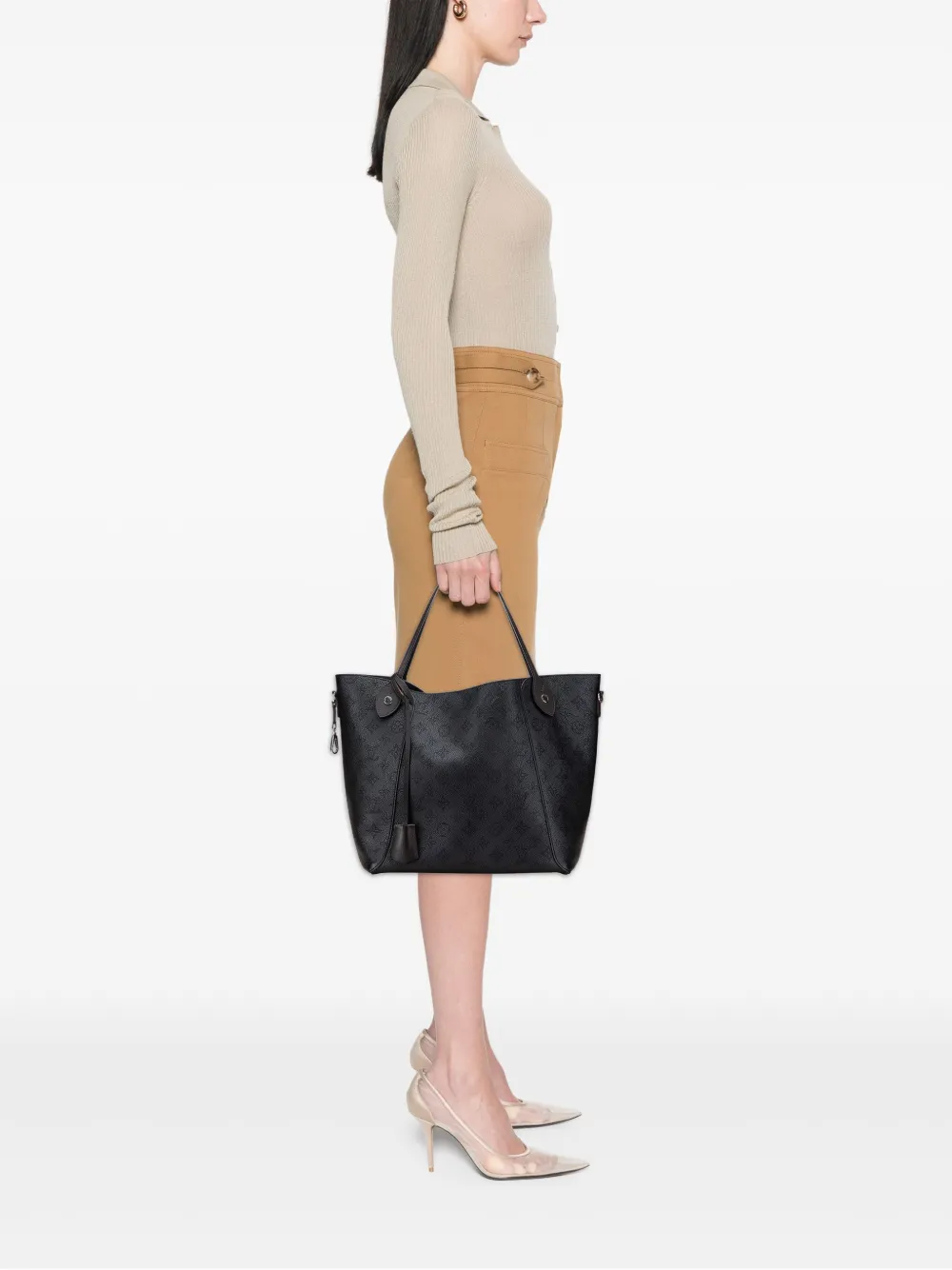 Louis Vuitton Pre-Owned 2018 Monogram Mahina Hina MM tote bag | Pre-Owned | Image 2