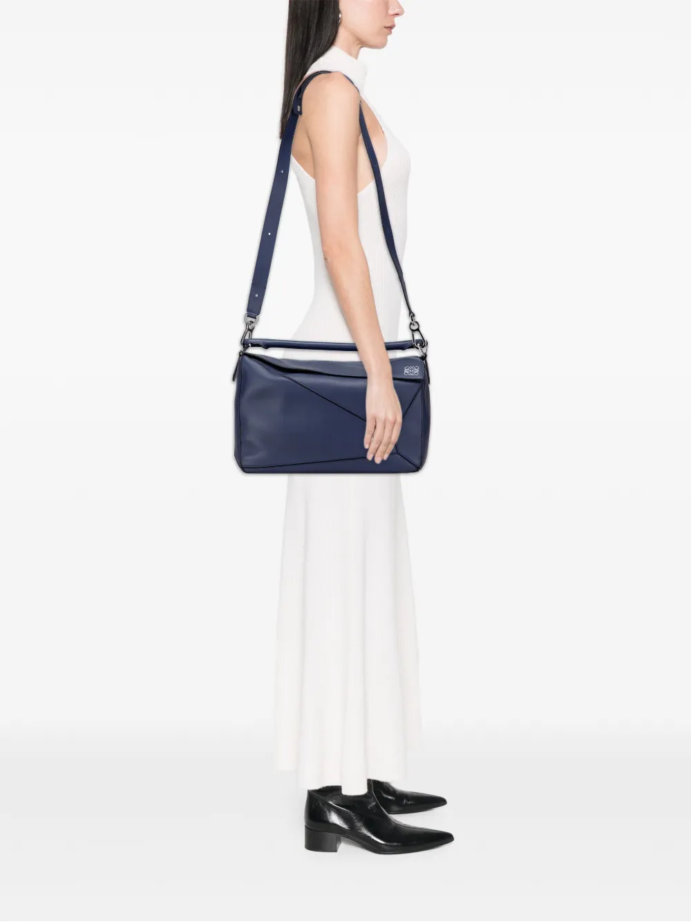 Loewe Pre-Owned 2018 Large Calfskin Puzzle satchel | Pre-Owned | Image 2