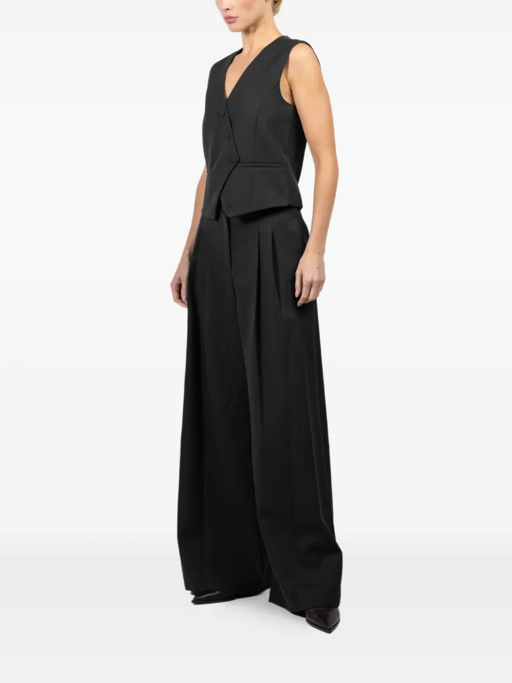 Twp Pleated Side-pocket Palazzo Trousers In Black
