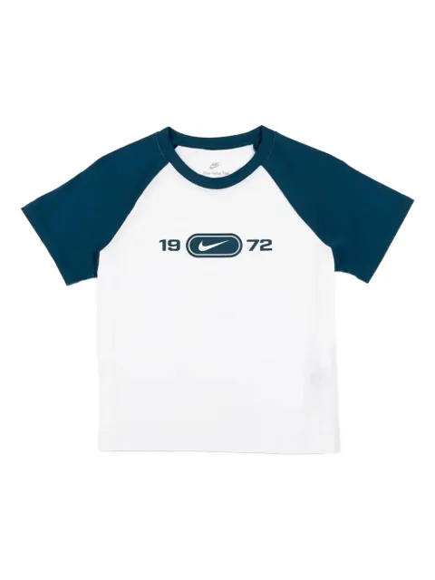 Nike Chill Slim raglan-sleeve T-shirt