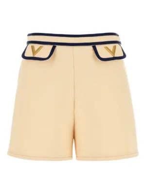 VALENTINO ヴァレンティノ　ショートパンツ　38サイズ　シルバー VALENTINO ヴァレンティノ ショートパンツ 38サイズ シルバー