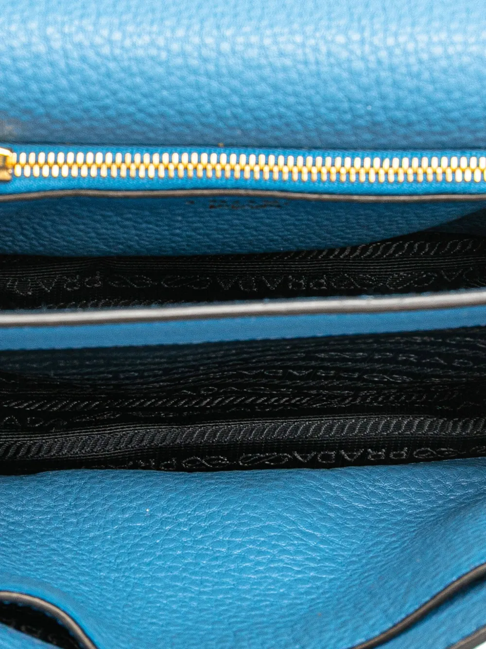 Pre-owned Prada 2010-2025 Vitello Daino Flap Crossbody Bag In Blue