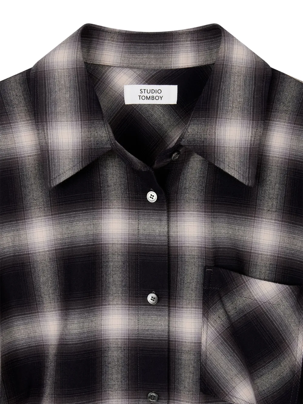Studio Tomboy Checked Shirt In Black