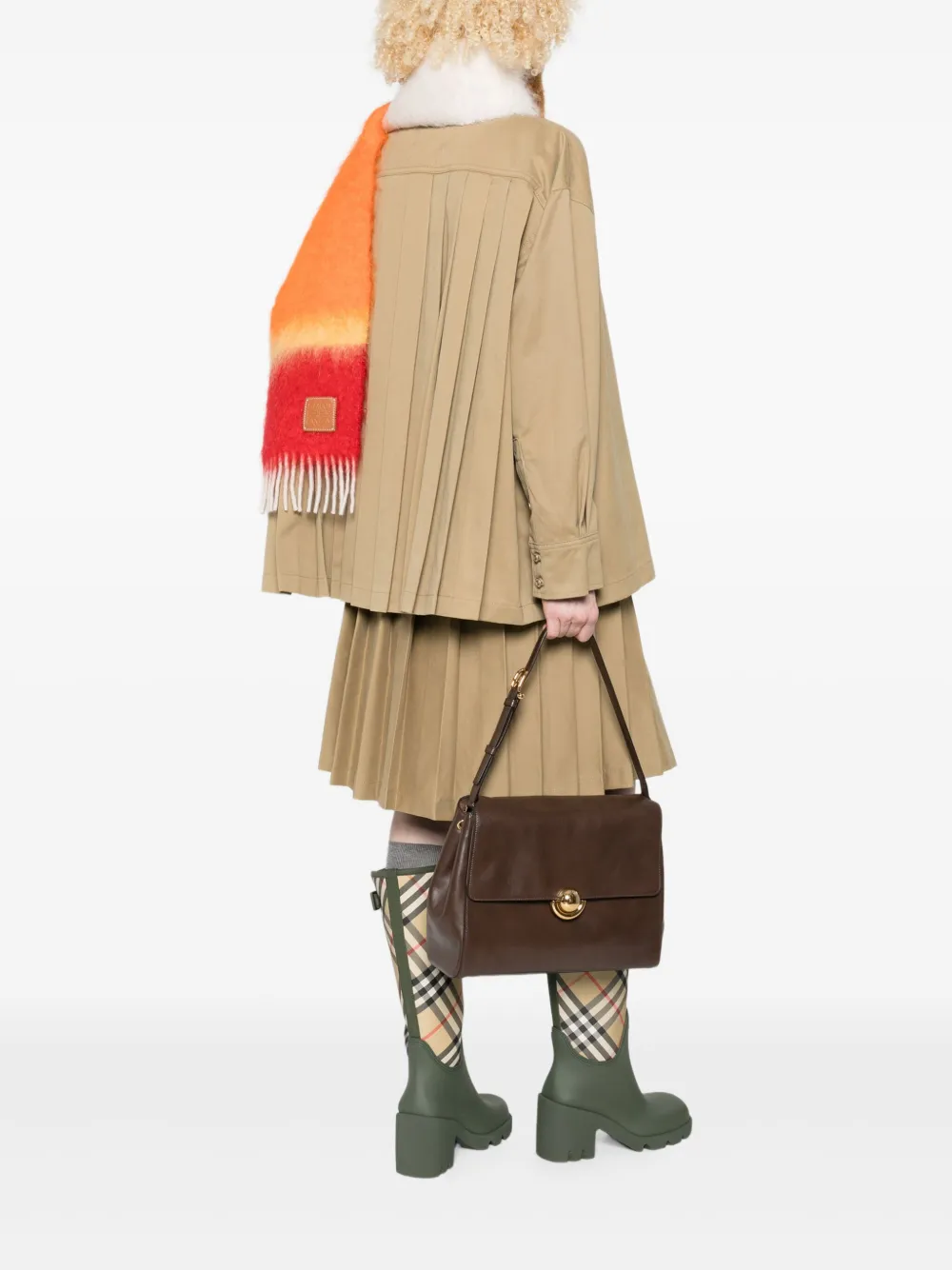 Furla circular-detail leather backpack - Bruin