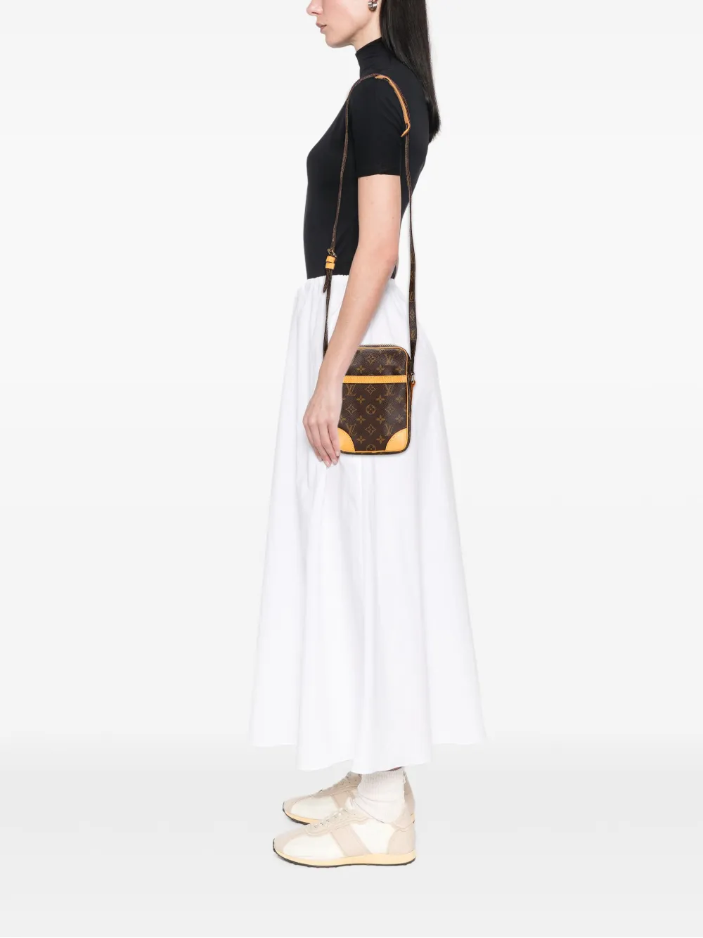 Louis Vuitton Pre-Owned 2002 Monogram Danube crossbody bag | Pre-Owned | Image 2