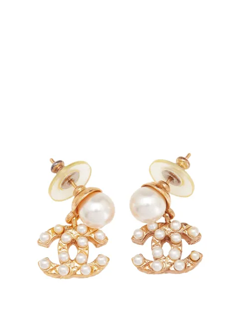 CHANEL Pre-Owned позолоченные серьги-подвески с искусственным жемчугом (2003 год)