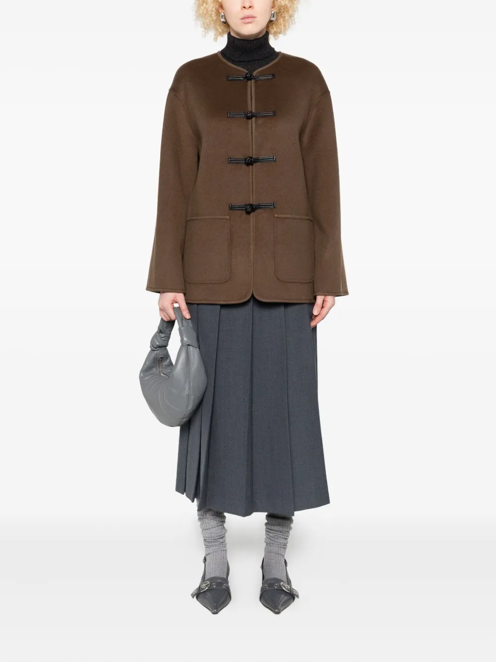 Róhe toggle-fastening patch-pocket jacket | Oversized Jackets | Image 2