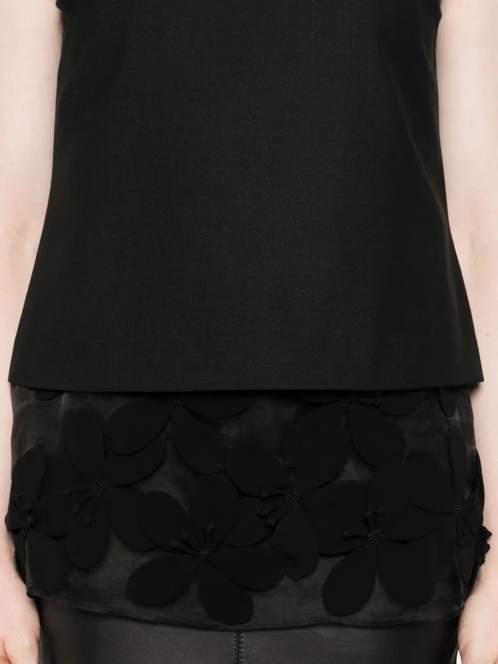 Sleeveless Flower-Applique Blouse