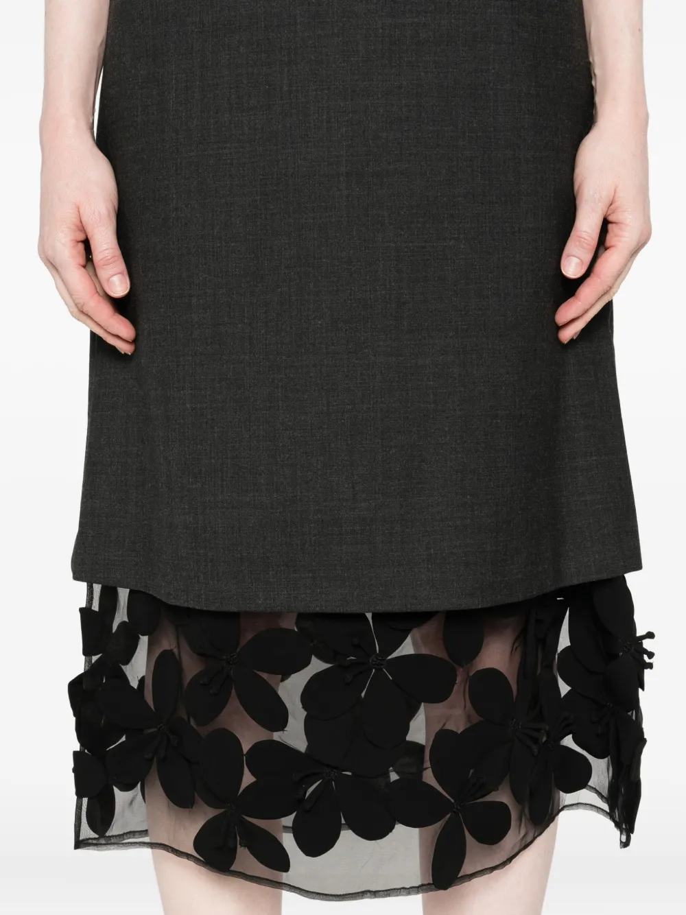 Liviana Conti Mouwloze jurk met bloemenvlak Grijs