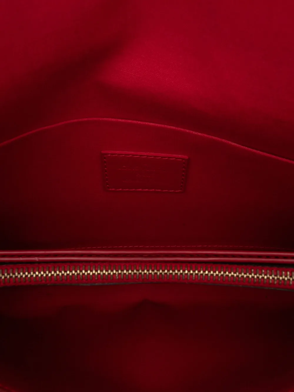 Pre-owned Louis Vuitton 2016 Monogram Vernis Pochette Felicie Crossbody Bag In Red
