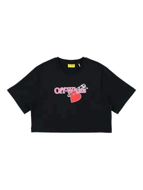 Off-White playera con imperdible en forma de corazón