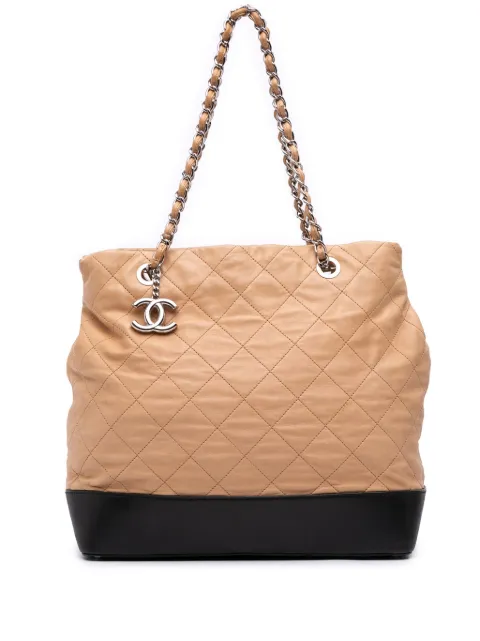 CHANEL Pre-Owned 2010-2011 Large Quilted Iridescent Calfskin VIP tote bag