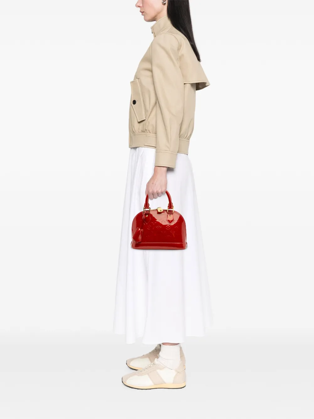 Louis Vuitton Pre-Owned 2012 Monogram Vernis Alma BB satchel | Pre-Owned | Image 2