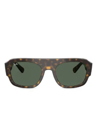 Ray-Ban