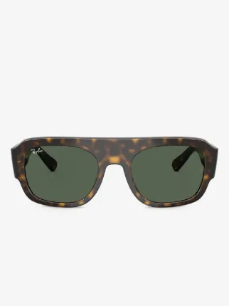 Ray-Ban