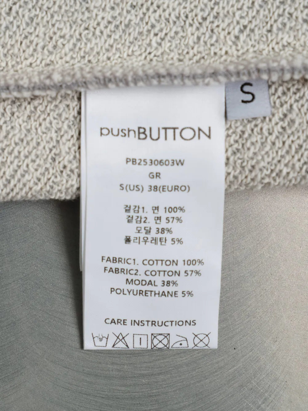 Pushbutton Raw-edge Zip-up Hoodie In Gray