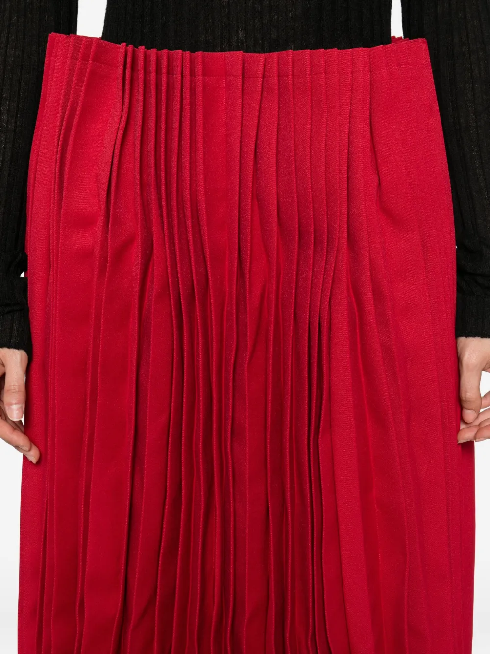 Comme Des Garçons Pleated Midi Skirt In Red