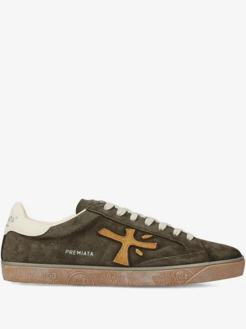 Premiata tenis con agujetas