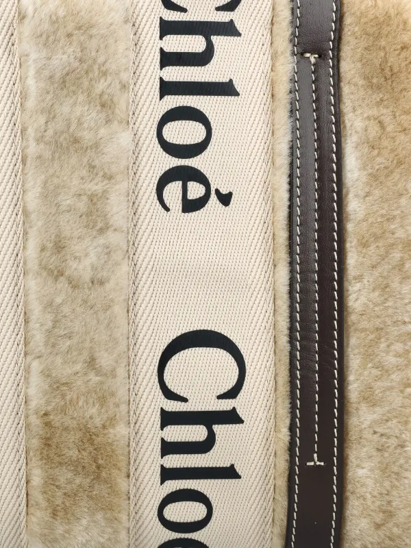 Chloé Shearling logo-plaque Tote Bag | Neutrals | FARFETCH