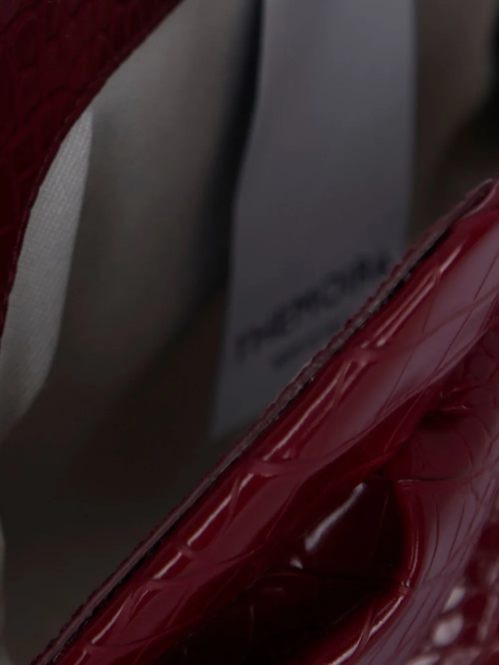 Themoirè Embossed Shoulder Bag In Red