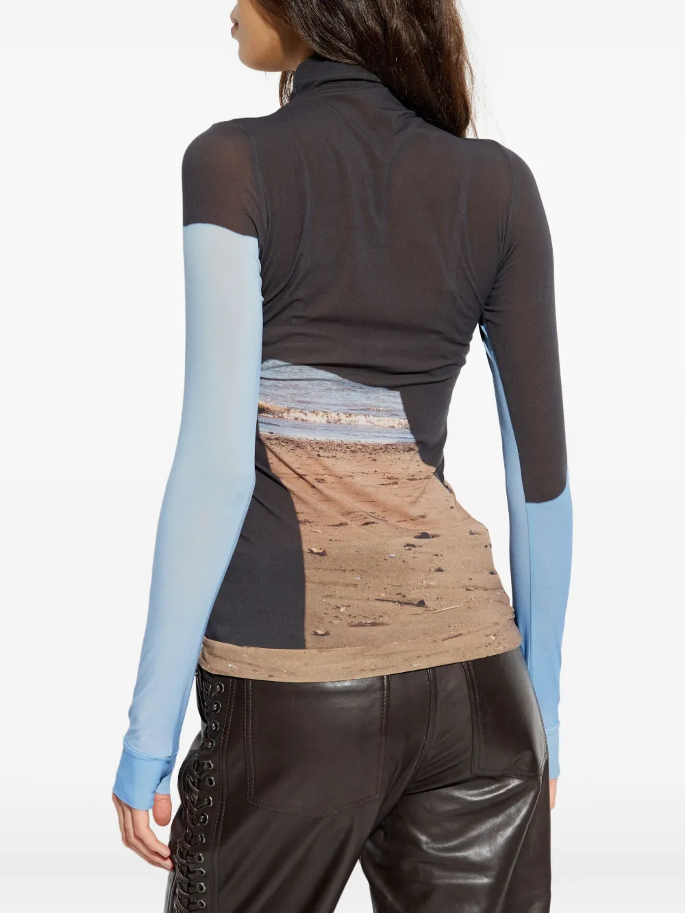 Issey Miyake Long-sleeved Graphic Top In Blue