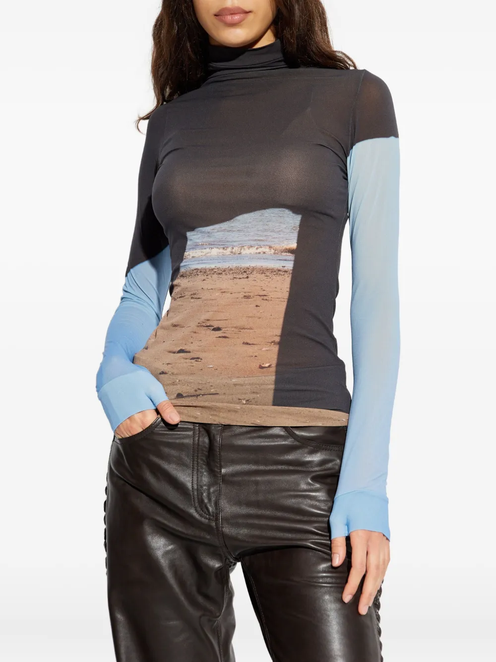 Issey Miyake Long-sleeved Graphic Top In Blue