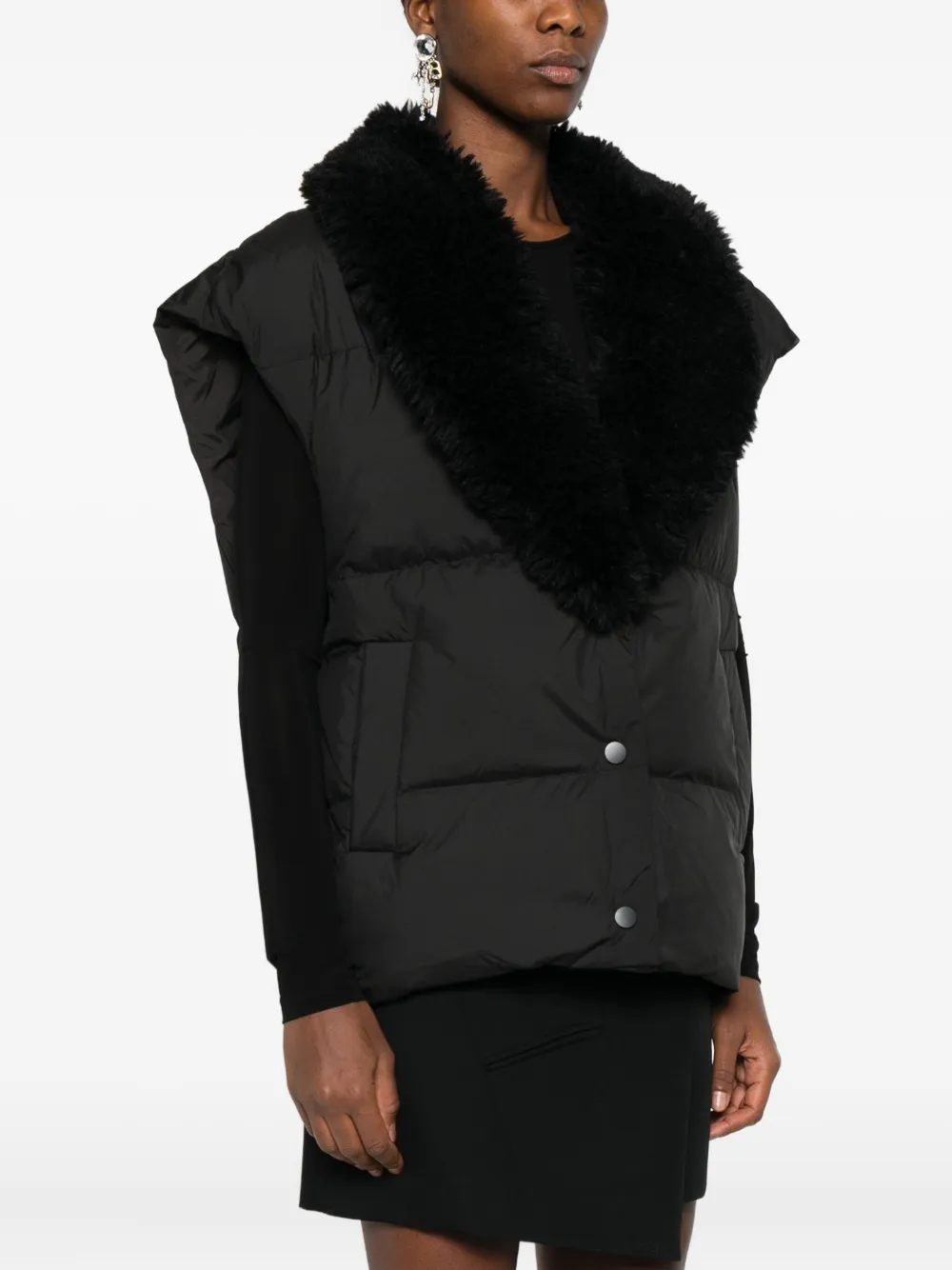 Iro Quilted Faux-fur Collar Vest In Black