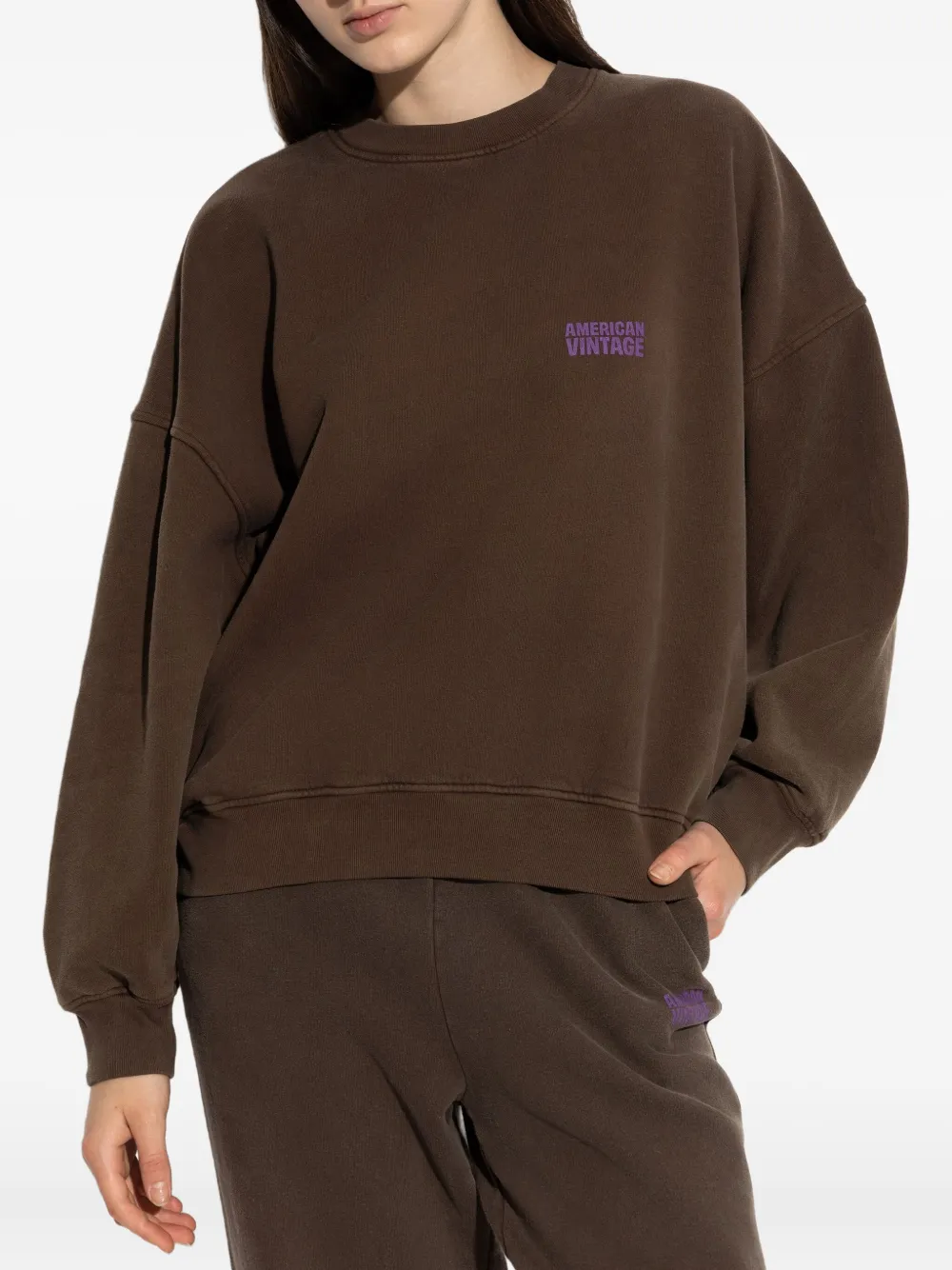 American Vintage Sweater met logo Bruin