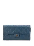 CHANEL Pre-Owned 2016-2017 CC Quilted Caviar Classic Flap Wallet long wallets - Blue