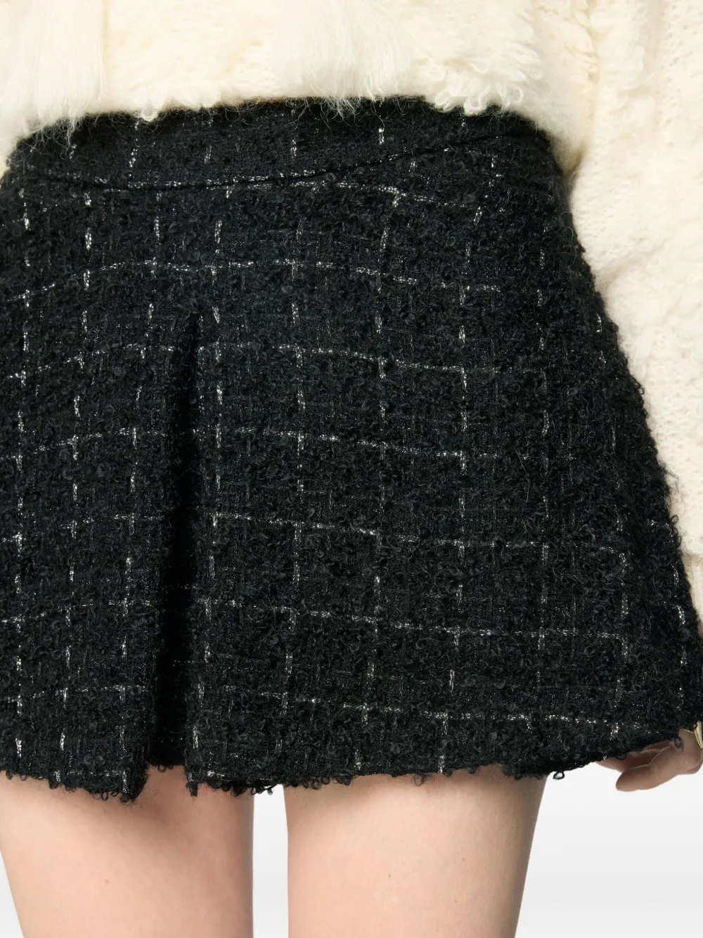 Genny Pleated Tweed Shorts In Black