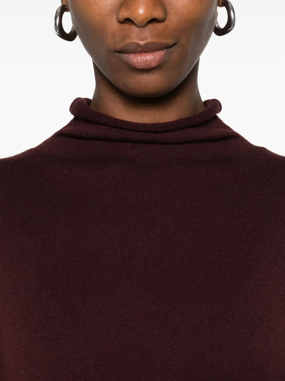 Yerse Turtleneck Long-sleeve Sweater In Brown