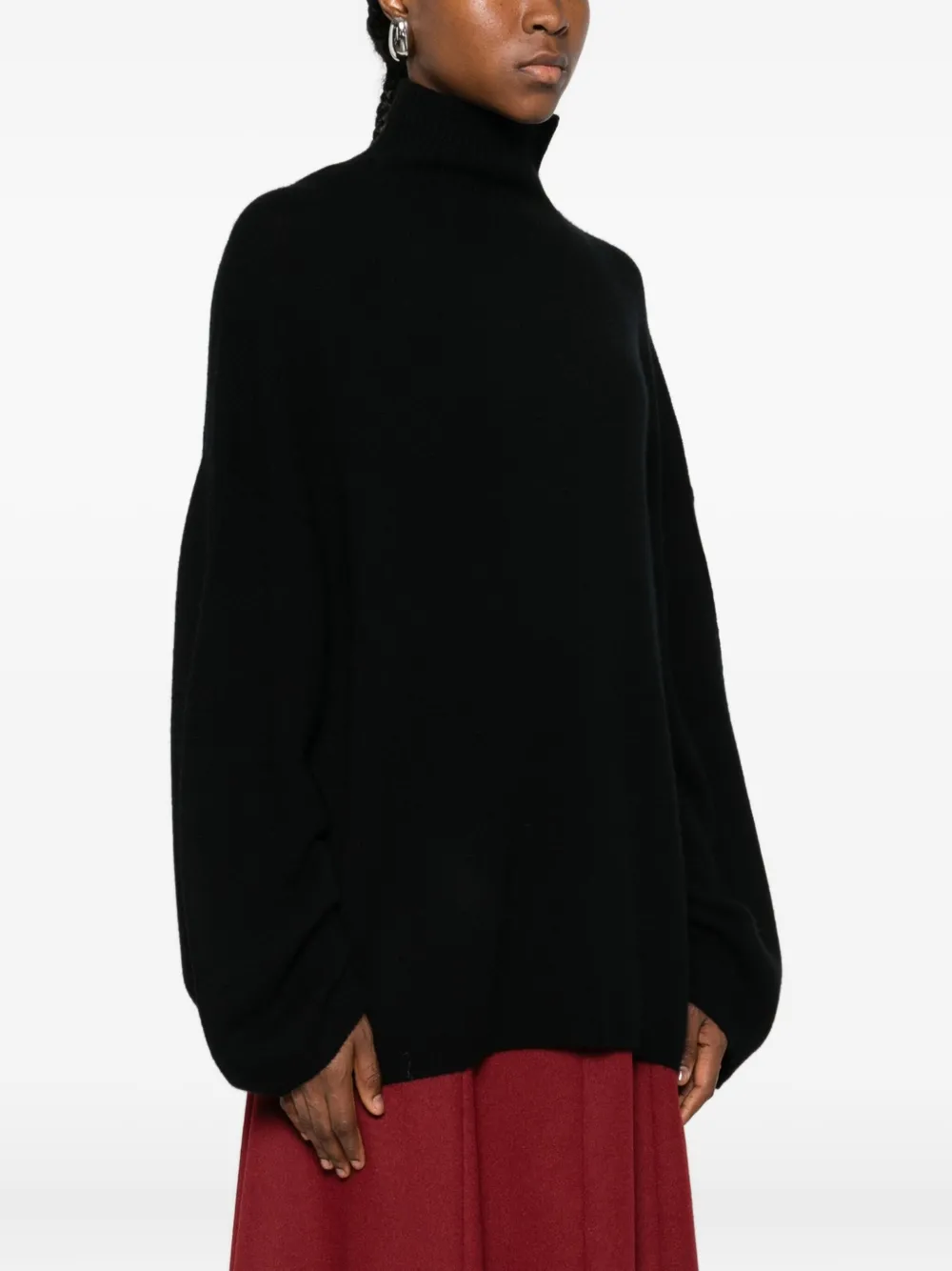 Allude Funnel-neck Sweater In Black