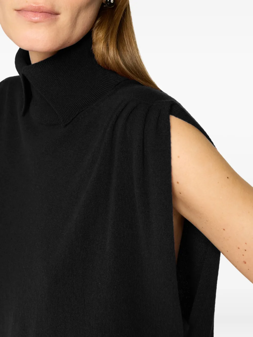 Genny High-neck Knitted Top In Black