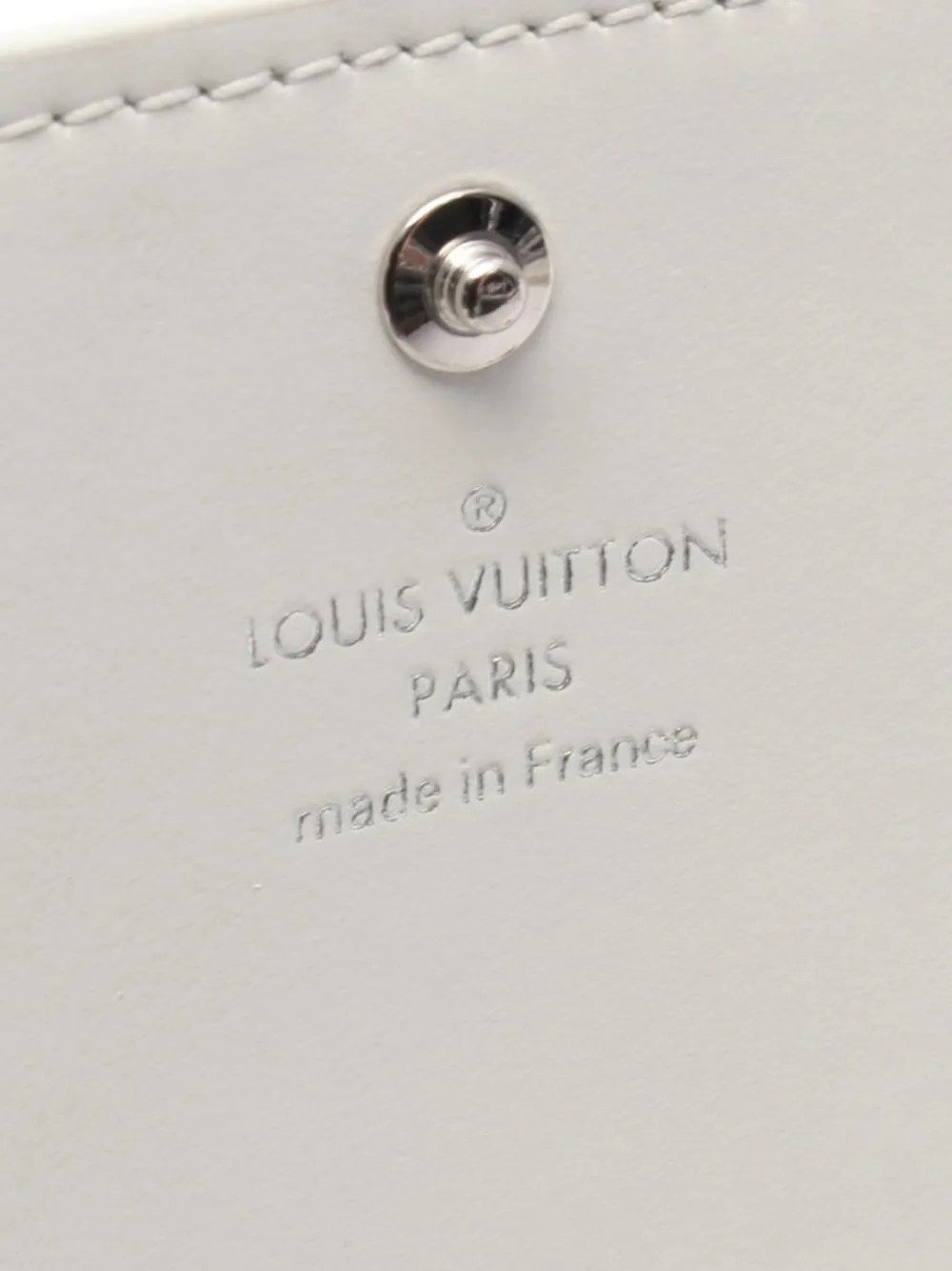 Pre-owned Louis Vuitton 2021-2025 Monogram Taurillon Enveloppe Carte De Visite Case Card Holder In White